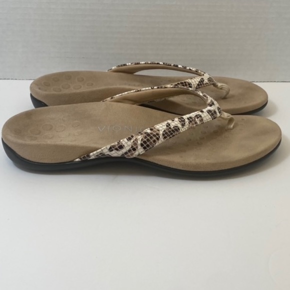 VIONIC Pre-Owned Women’s DillonToe post white leopard Flip Flop US Size 8.5-9 - Picture 2 of 9